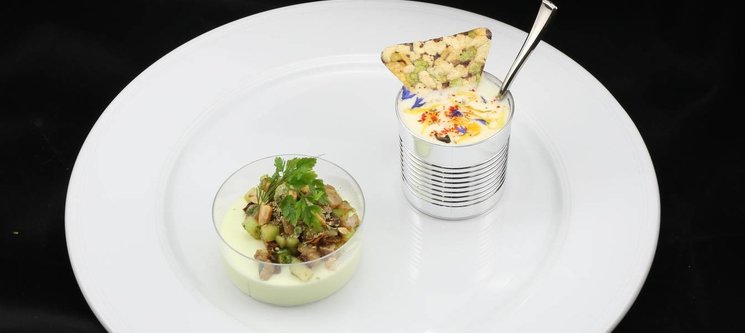 Chili con carne en boîte de conserve et Pannacotta au Wasabi avec tartare d'omble et concombre