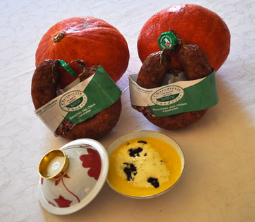 Complicité de potimarron, nuage et crumble de saucisse aux choux vaudoise IGP, tuile de châtaigne